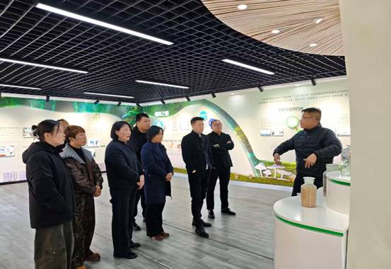 ae7c8084e318fcbdb28d225f586f8840